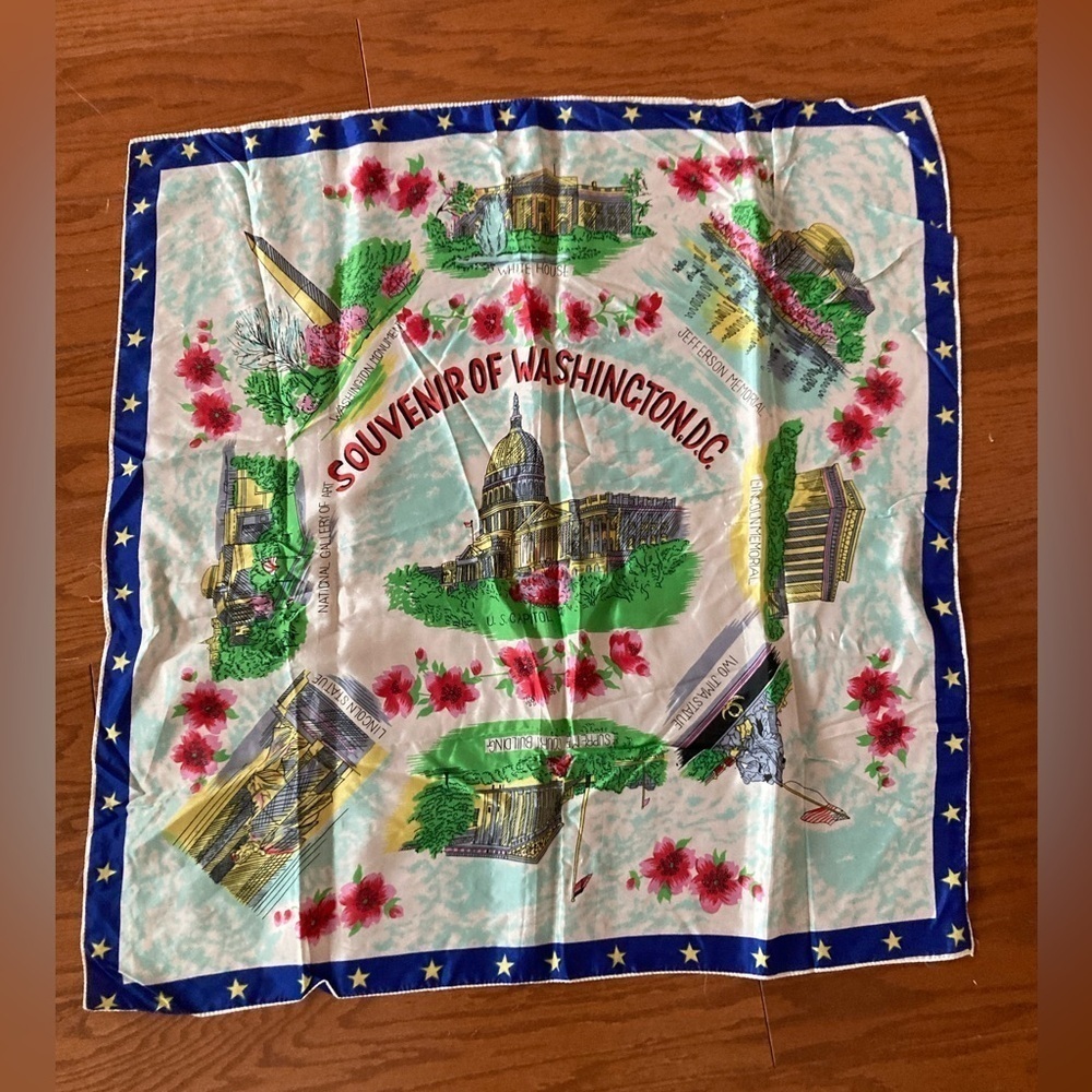 VTG “Souvenir of Washington D.C. “ scarf 1960’s 27” x 26”  Capsco made in Japan